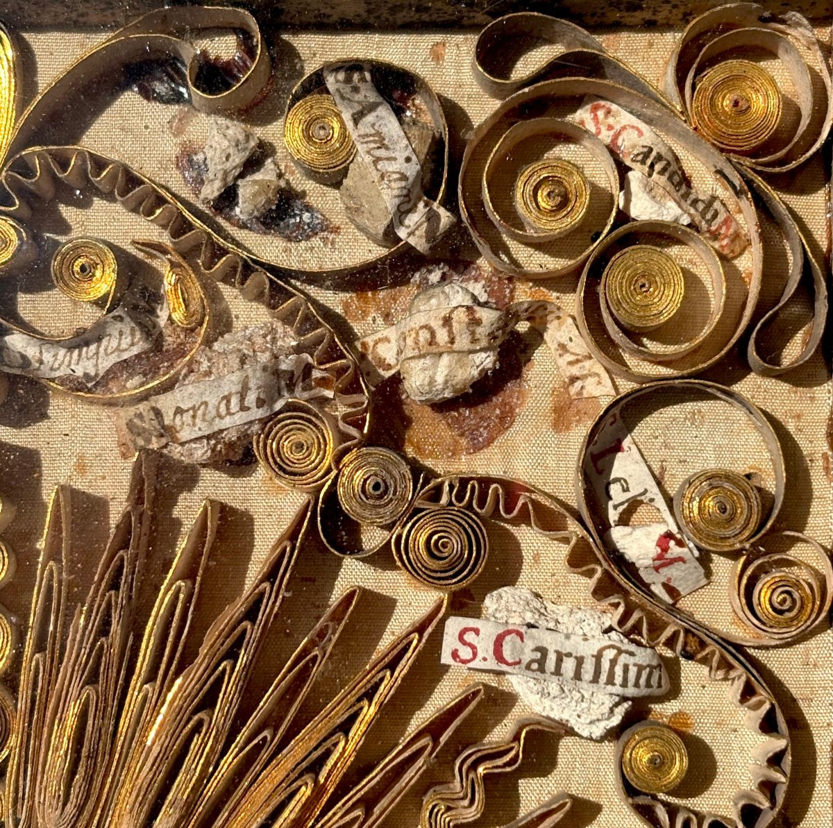 Grande Cornice Reliquiario XVIII secolo 42 Reliquie (Denti-Ossa)-photo-5