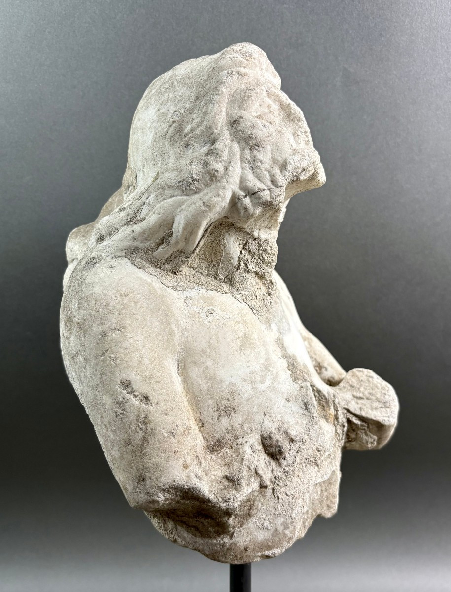 Tritone in Marmo Frammento di Scultura Italia XVII secolo
