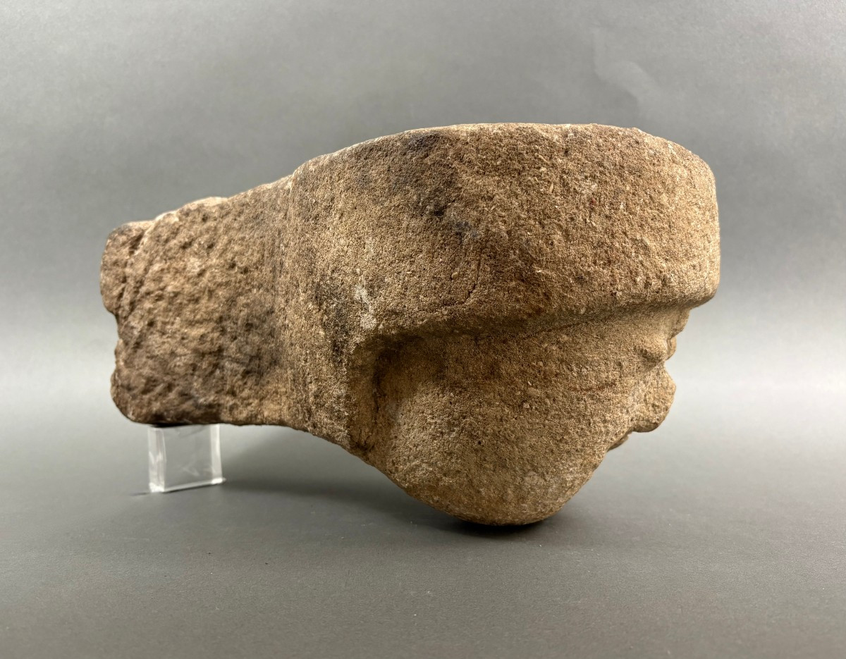 Protome Antropomorfo in Pietra di epoca Romanica XI-XII secolo