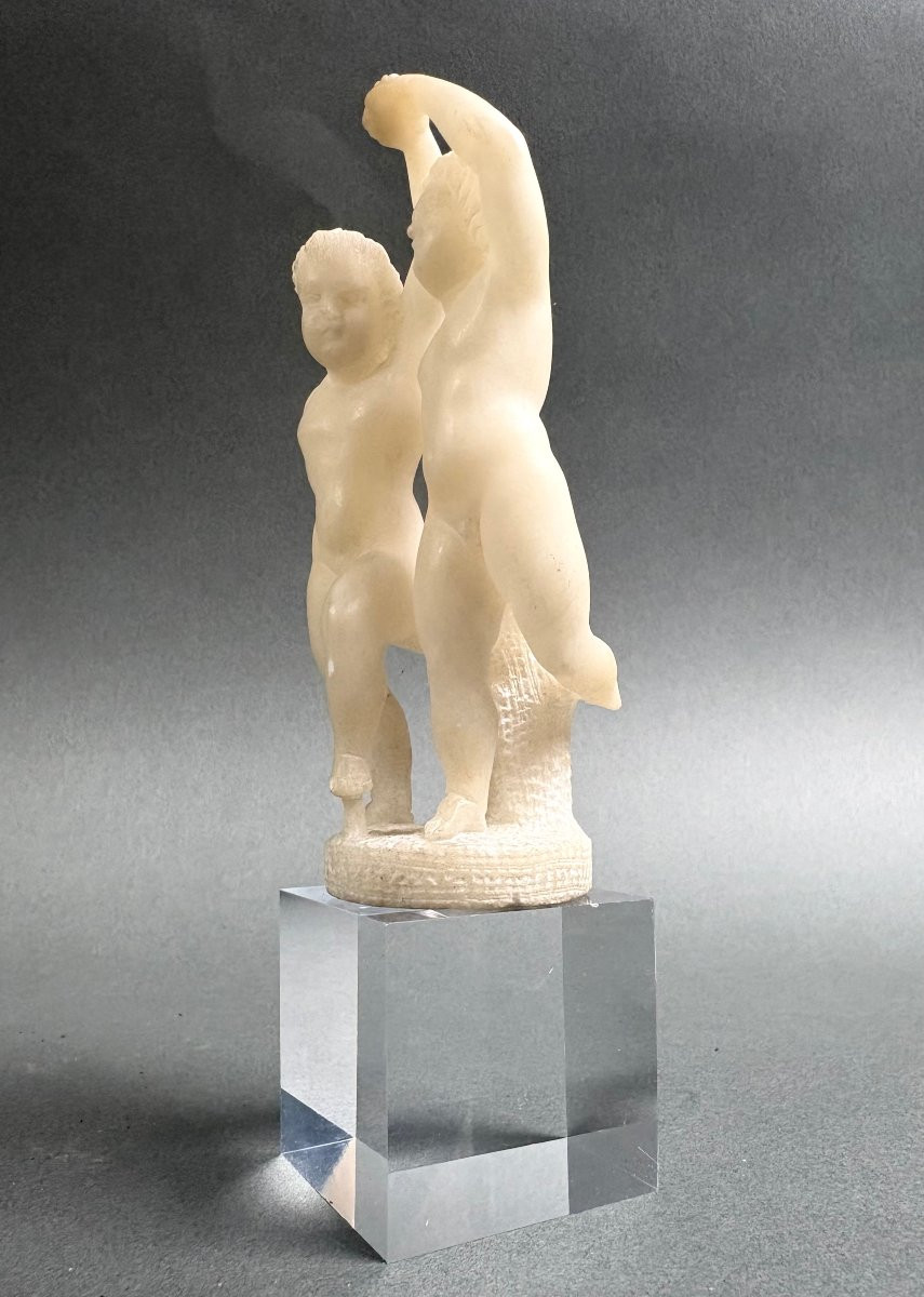 Scultura stile Rinascimento in Alabastro Putti Danzanti XIX secolo-photo-1