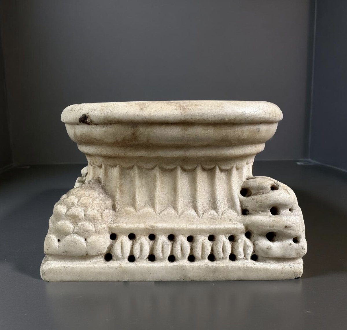 Calamaio in Marmo Souvenir del Grand Tour Roma fine XVIII secolo