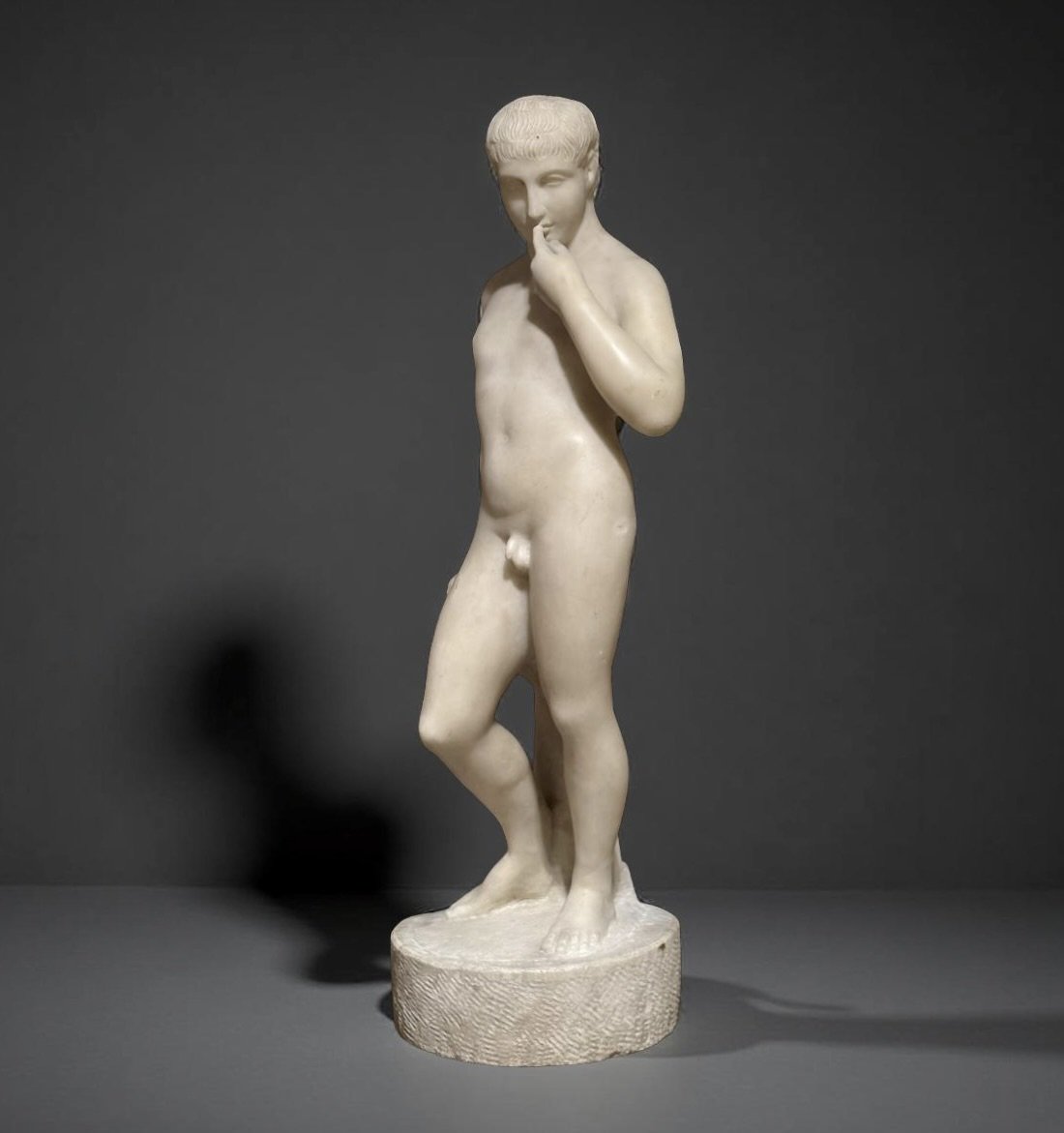 Scultura Neoclassica Efebo Arpocratico in Marmo Roma XVIII secolo-photo-3