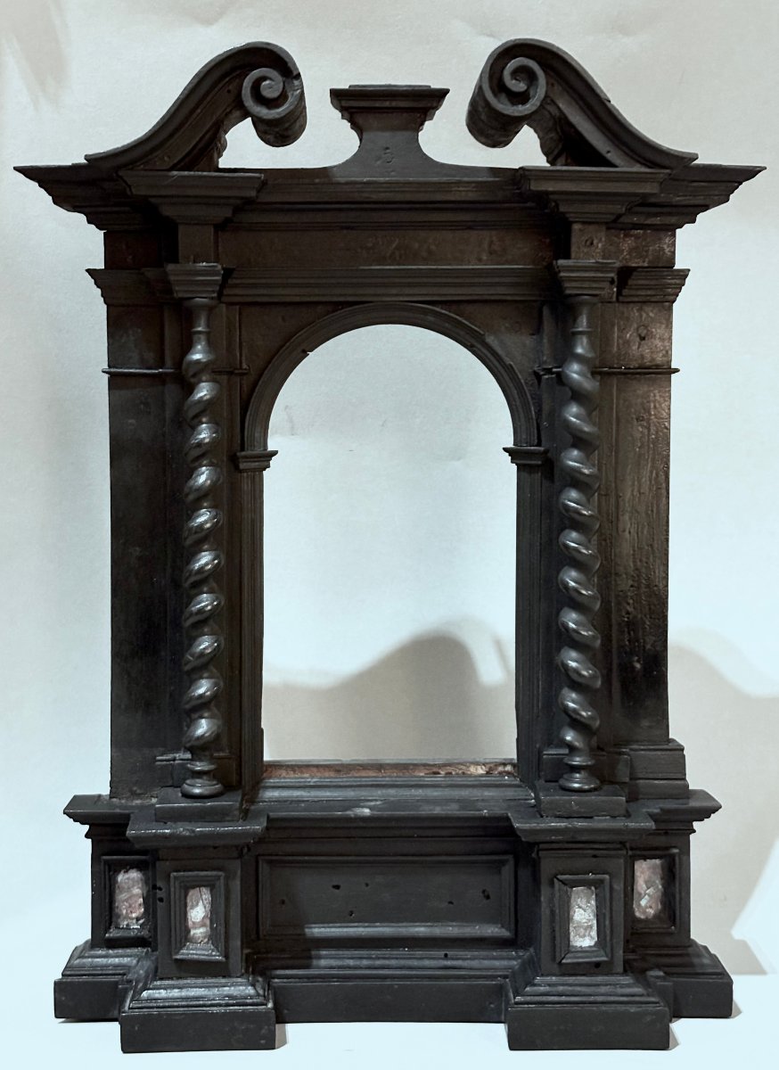 Cornice Reliquairio a Tabernacolo Fiorentina in Ebano  inizi XVII secolo