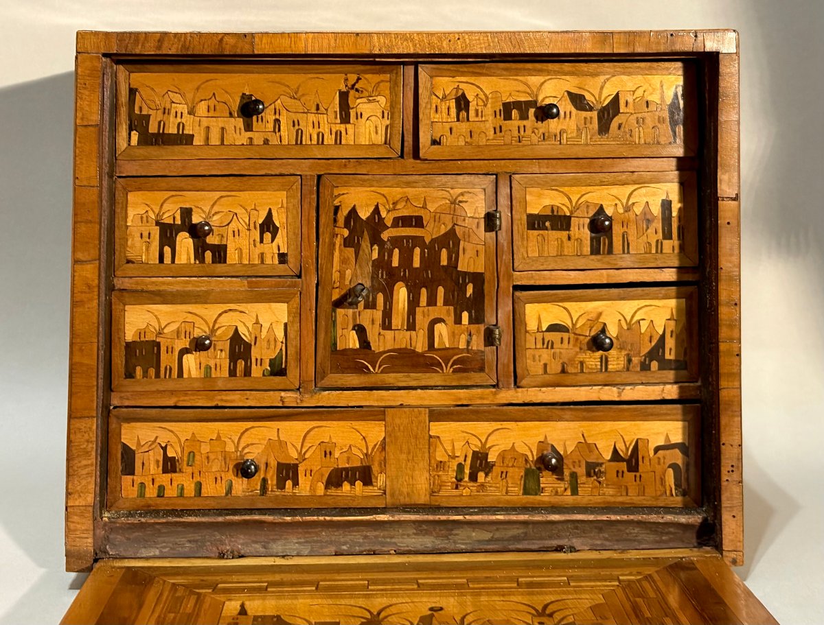 Monetiere Intarsiato di Augsburg alle Erbe Pazze Germania XVII secolo-photo-3