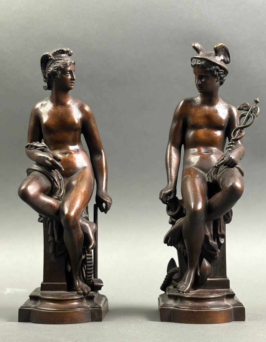 Coppia di Sculture Neoclassiche in Bronzo Patinato Tardo Grand Tour XIX secolo