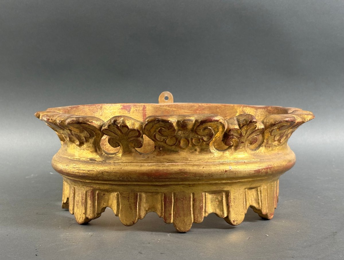 Grande Corona in Legno Scolpito e Dorato Italia circa 1850