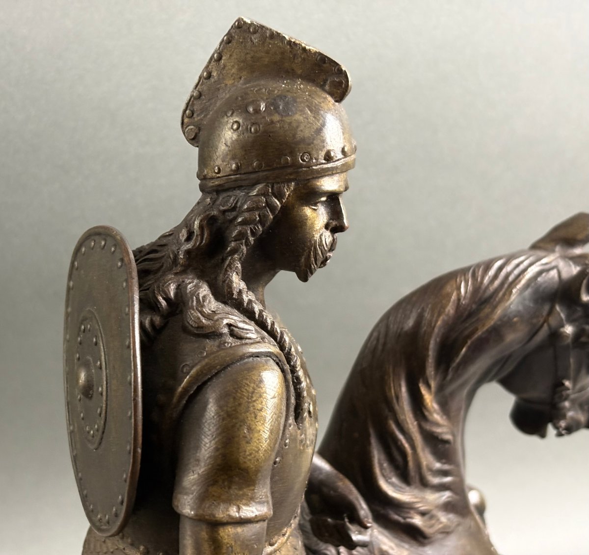 Scultura in Bronzo Re Clovis a Cavallo Scuola Francese XIX secolo-photo-4