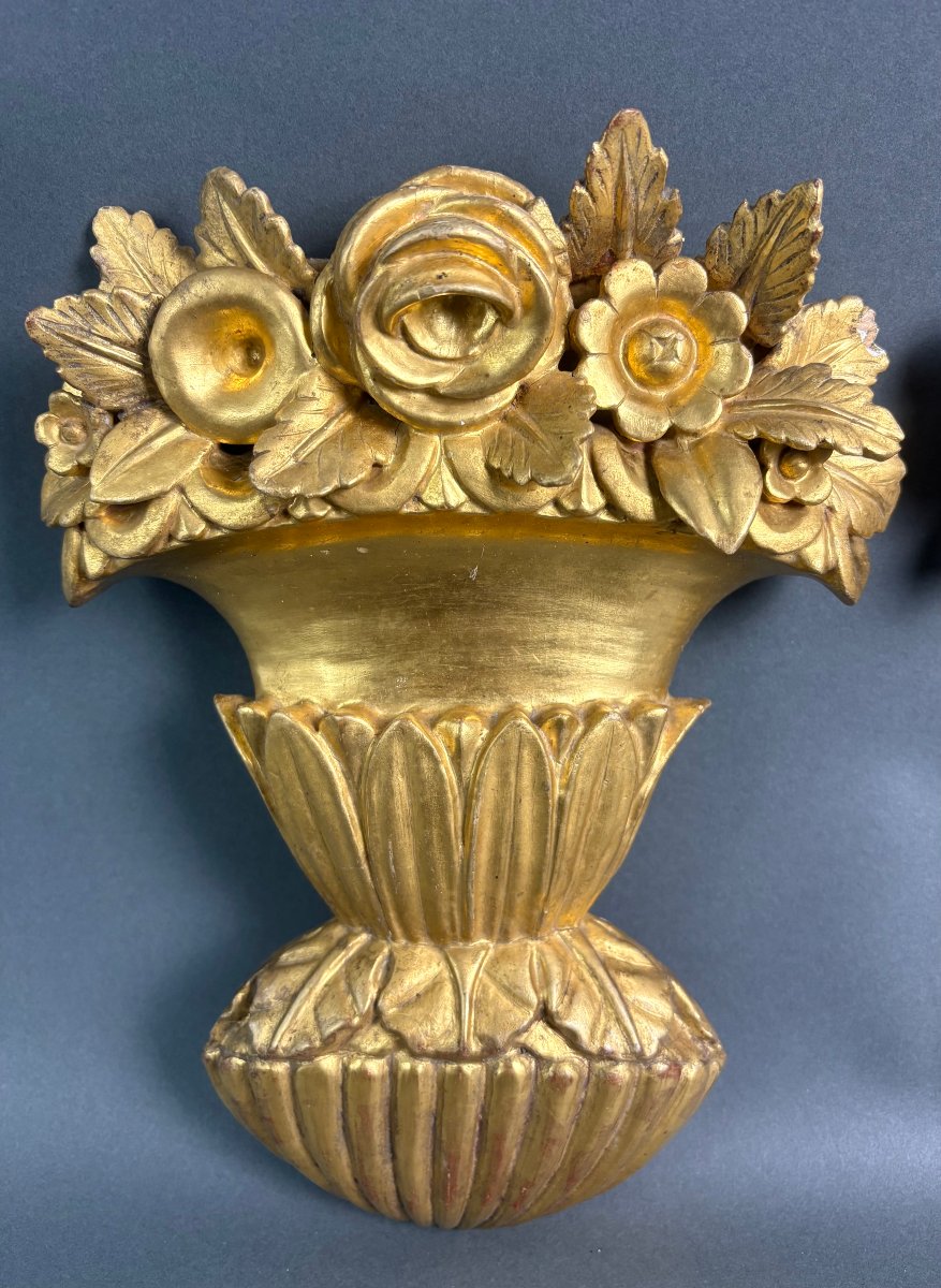 Coppia di Vasi Luigi XVI in Legno dorato Trionfo di Fiori Italia XVIII secolo-photo-4
