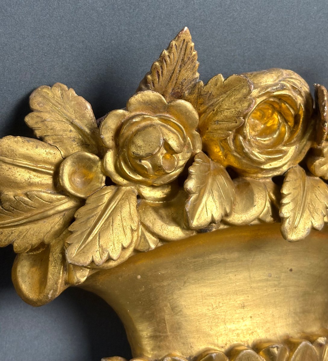 Coppia di Vasi Luigi XVI in Legno dorato Trionfo di Fiori Italia XVIII secolo-photo-2