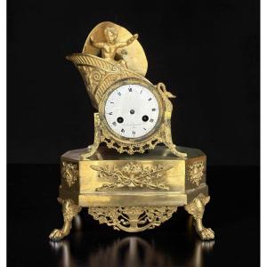 Orologio Impero in Bronzo Dorato a Ormolu "Il carro dell'Amore"