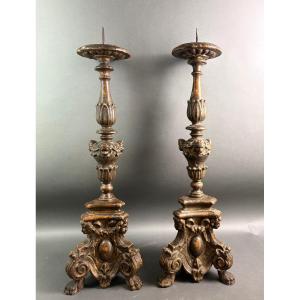 Coppia di Grandi Candelieri  Barocchi in Legno Argentato Italia XVIII secolo