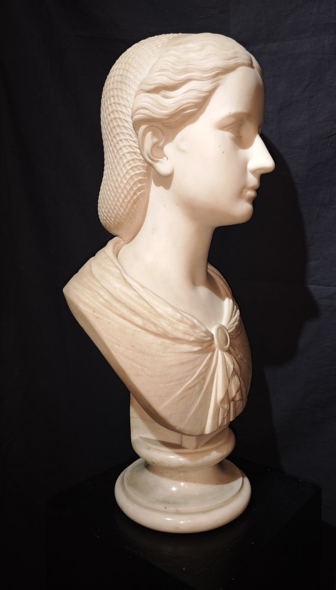 Busto in marmo di Carrara raffigurante figura femminile, secolo XIX-photo-4