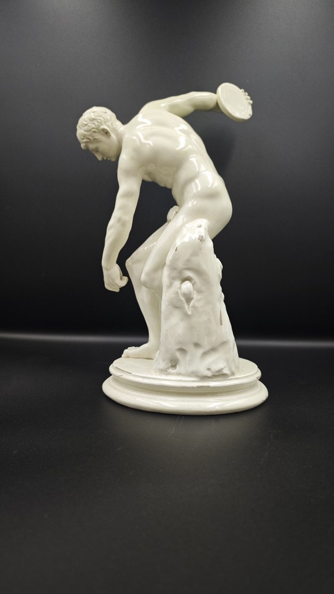 Scultura in terraglia bianca raffigurante Discobolo, Napoli secolo XIX-photo-2
