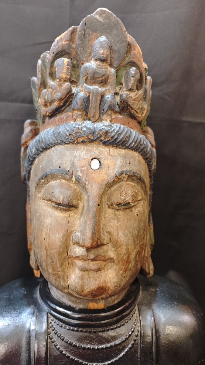 SCULTURA IN LEGNO INTAGLIATO E LACCATO RAFFIGURANTE BUSTO DI BUDDHA, Cina, dinastia Qing -photo-2