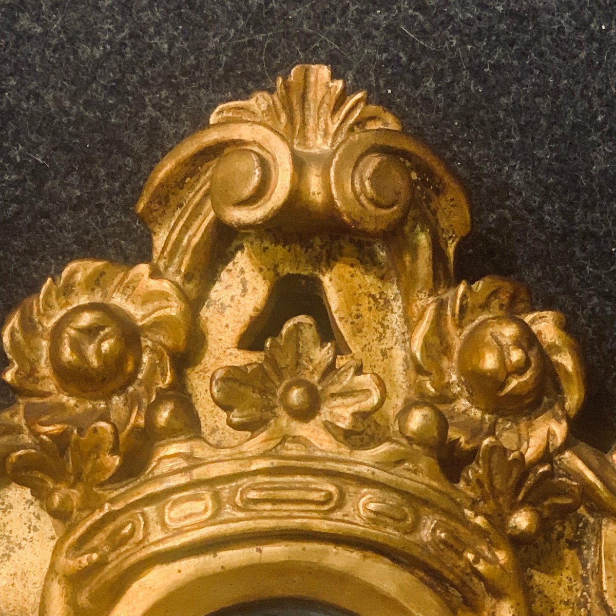 Coppia di specchiere intagliate, dorate, ‘alla Sansovino’ Intagliatore veneziano attivo nel XVI-photo-1