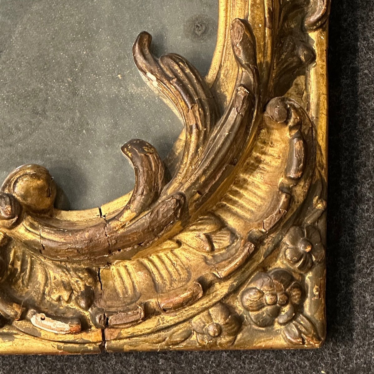 Specchiera in legno dorato e intagliato, Genova, metà del XVIII secolo-photo-2