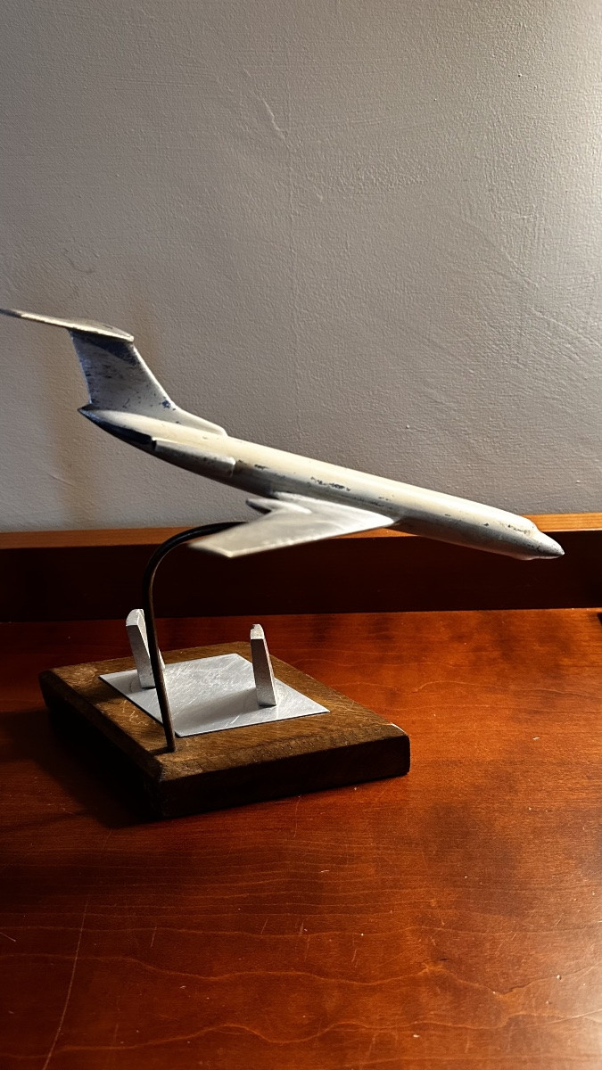 Modello d'aereo vintage in metallo su base in legno Anni '50 - '60 -photo-3