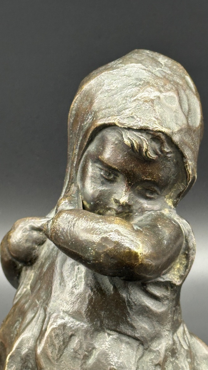 Scultura in bronzo "Bambina timida" – Primo '900. -photo-1