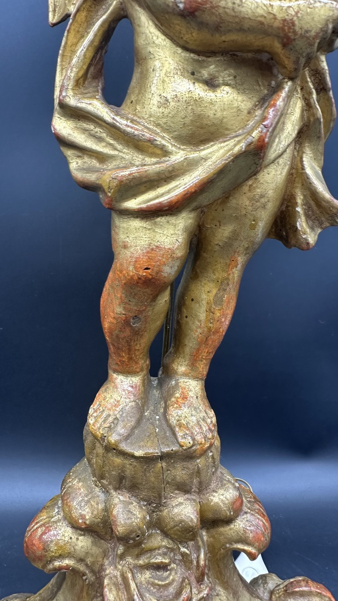 Candeliere in legno dorato intagliato e dorato con figura di putto - XVIII sec  -photo-2