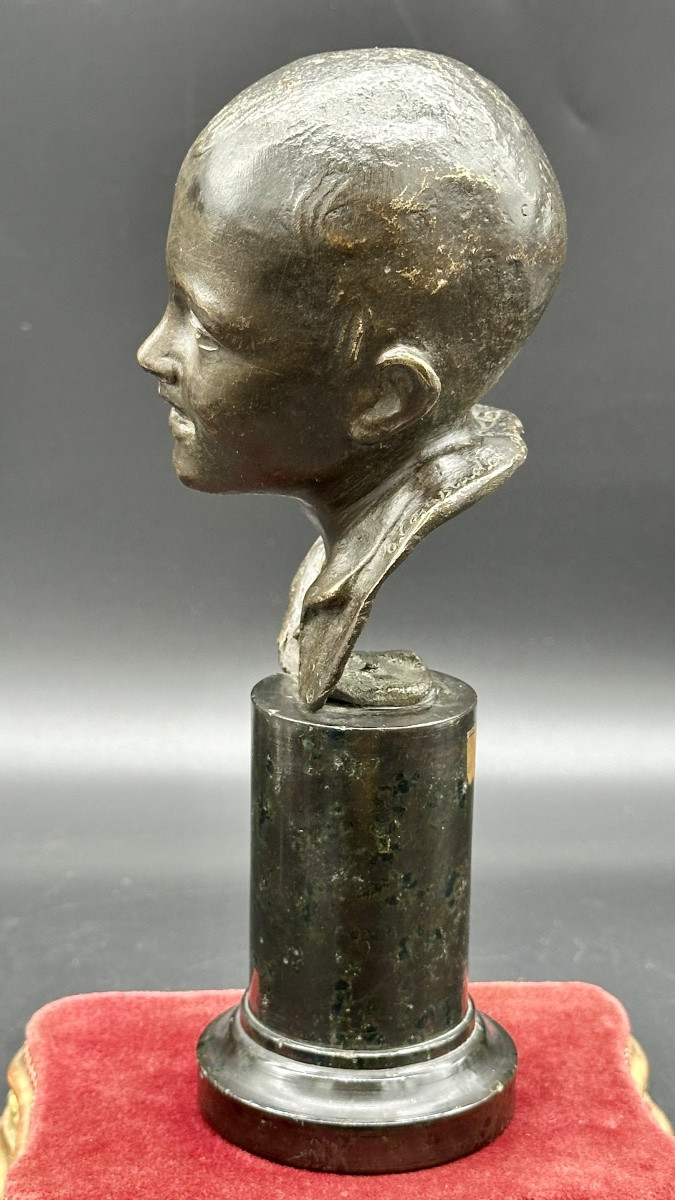 Busto in bronzo di giovane – Firmato T. Campajola Italia, inizio XX secolo -photo-3