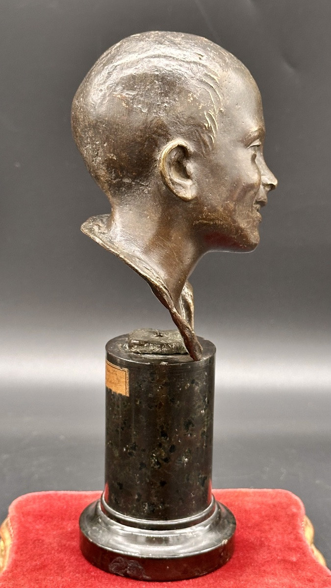 Busto in bronzo di giovane – Firmato T. Campajola Italia, inizio XX secolo -photo-3