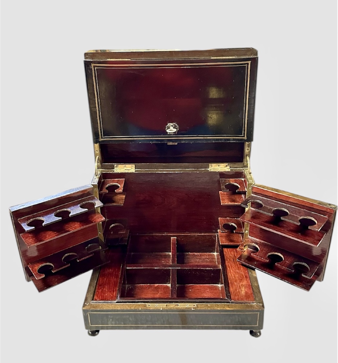 Cantinetta da liquori / Cofanetto da liquori in legno ebanizzato con cristalli – XIX secolo-photo-2