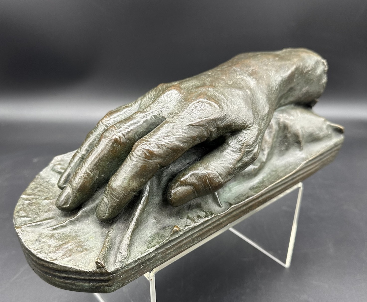 Scultura raffigurante mano – bronzo patinato, inizio ‘900