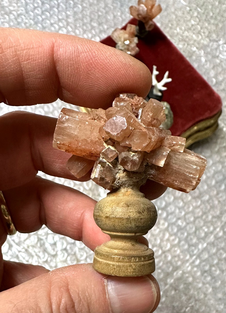 Ensemble di 8 cristalli naturali montati su piedistalli torniti - XIX sec-photo-4