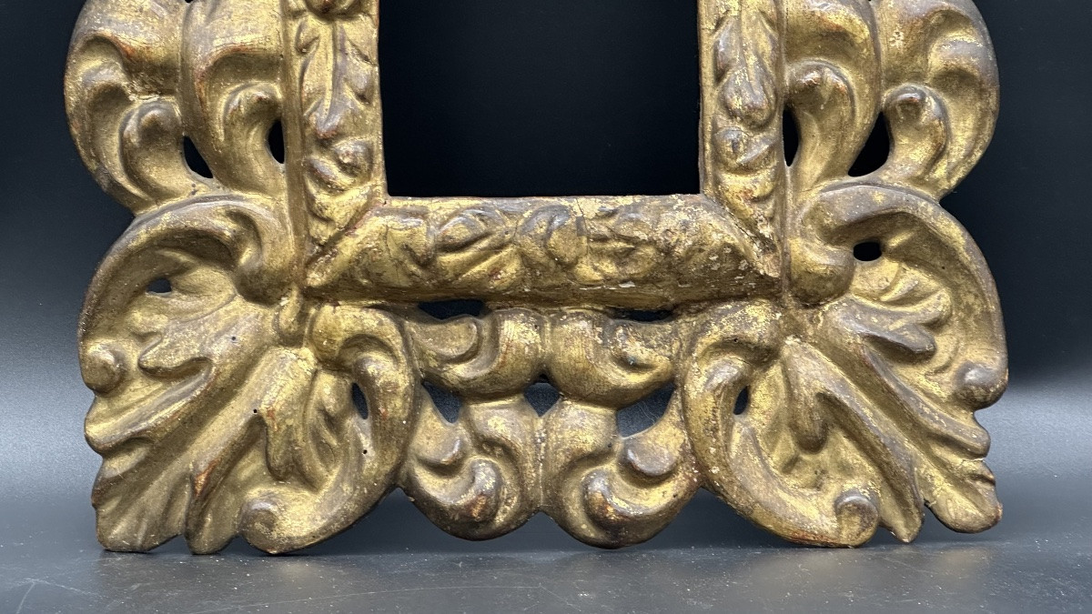 Cornice in legno intagliato e dorato - XVII secolo-photo-3