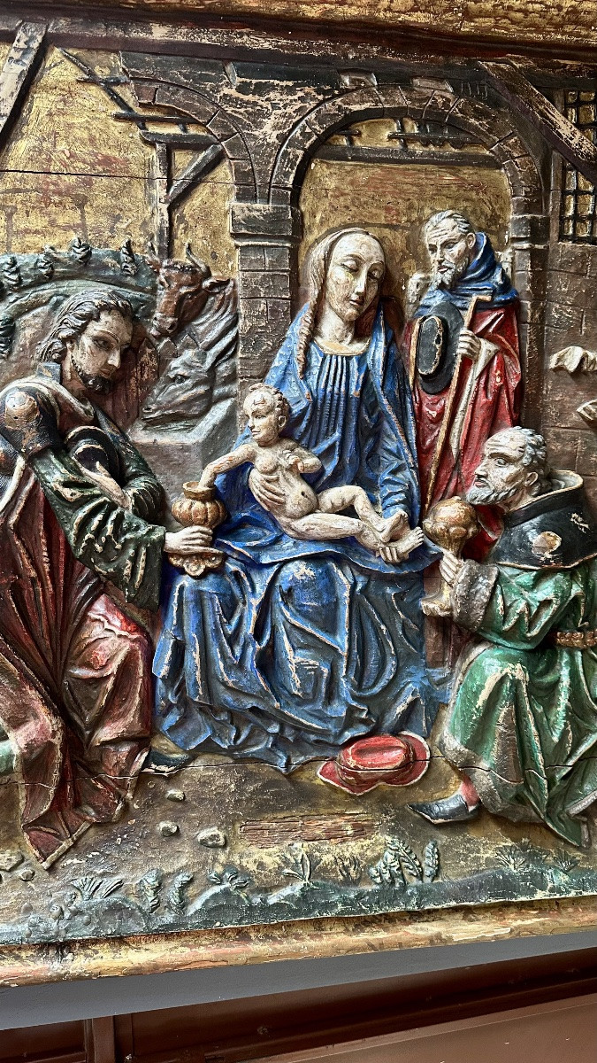 Pannello ligneo scolpito e policromo – scena dell’Adorazione dei Magi, siglato “A.Q.”-photo-3