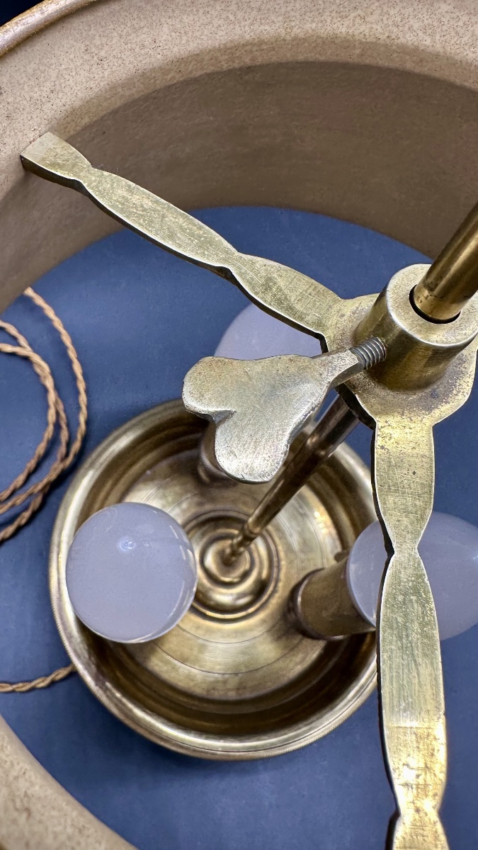 Bouillotte, lampada da tavolo in bronzo dorato con paralume in tole dipinta –primi ‘900-photo-1