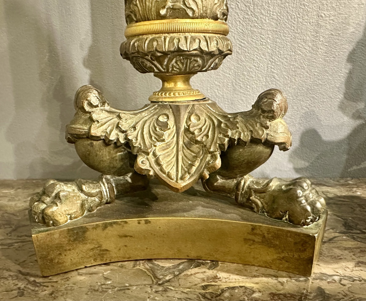 Coppia di candelieri neoclassici in bronzo dorato, fine XVIII – inizi XIX secolo-photo-2