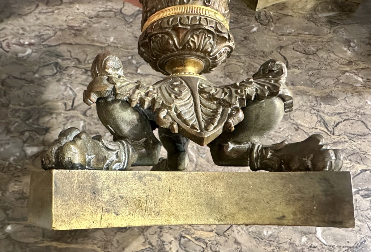 Coppia di candelieri neoclassici in bronzo dorato, fine XVIII – inizi XIX secolo-photo-6
