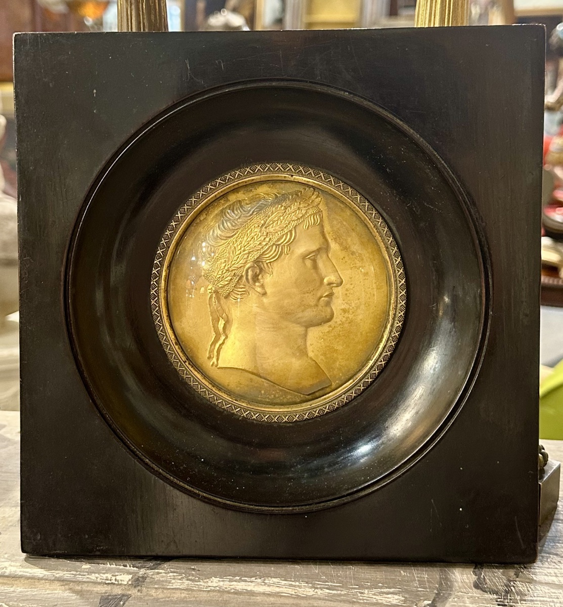 Medaglione con effigie di Napoleone I Bonaparte, XIX secolo-photo-2