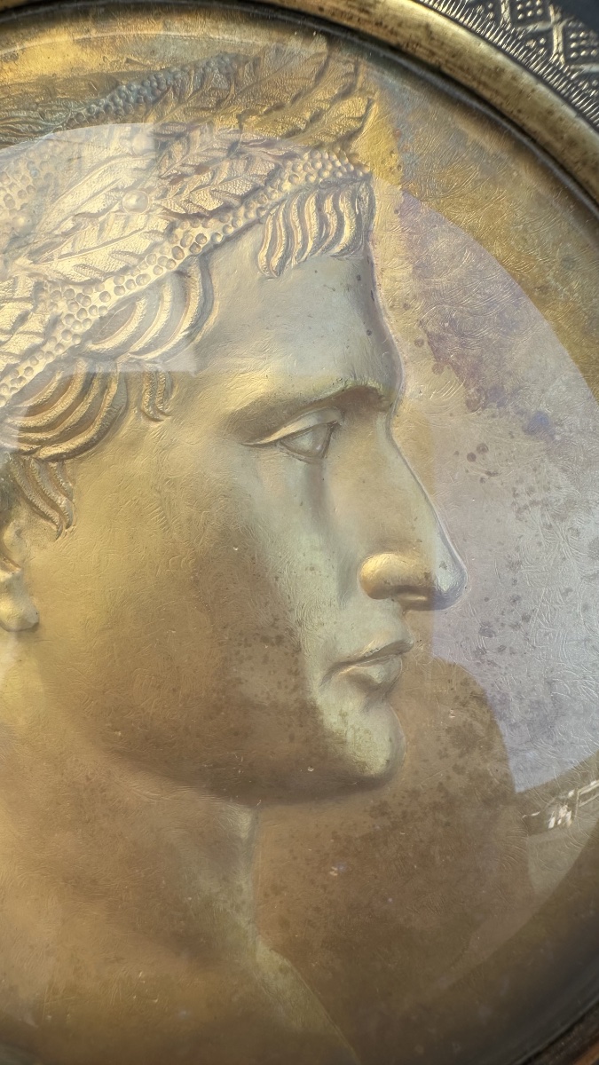 Medaglione con effigie di Napoleone I Bonaparte, XIX secolo-photo-2