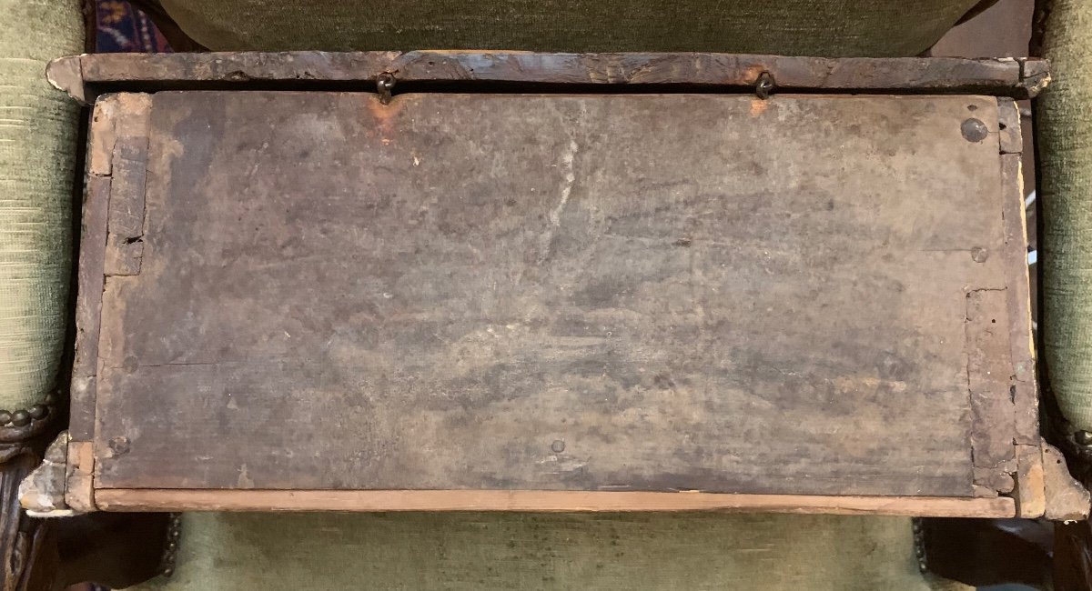 Cofanetto di stile rinascimentale con lavorazione di epoca posteriore.-photo-5