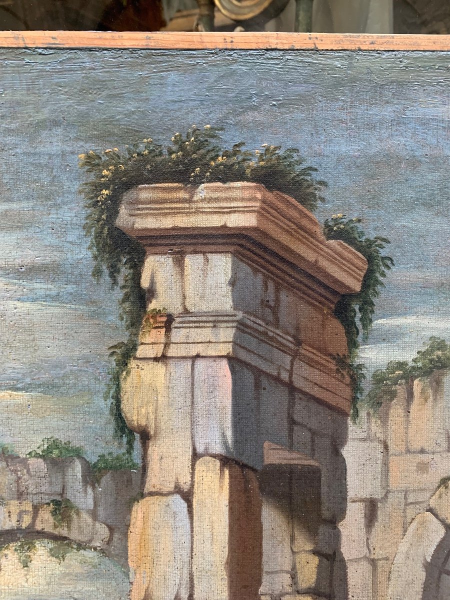 Capriccio architettonico con le rovine romane, colonna ed archi antichi. Anno 1718. -photo-3