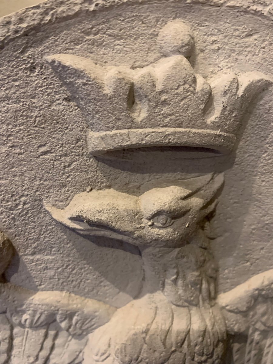 Stemma di famiglia Este con aquila Coronata . XVI-XVIII secolo-photo-2