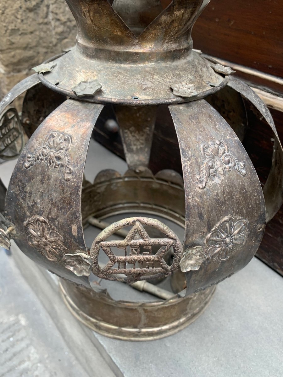 Corona in metallo argentato con simboli ebraici. -photo-3