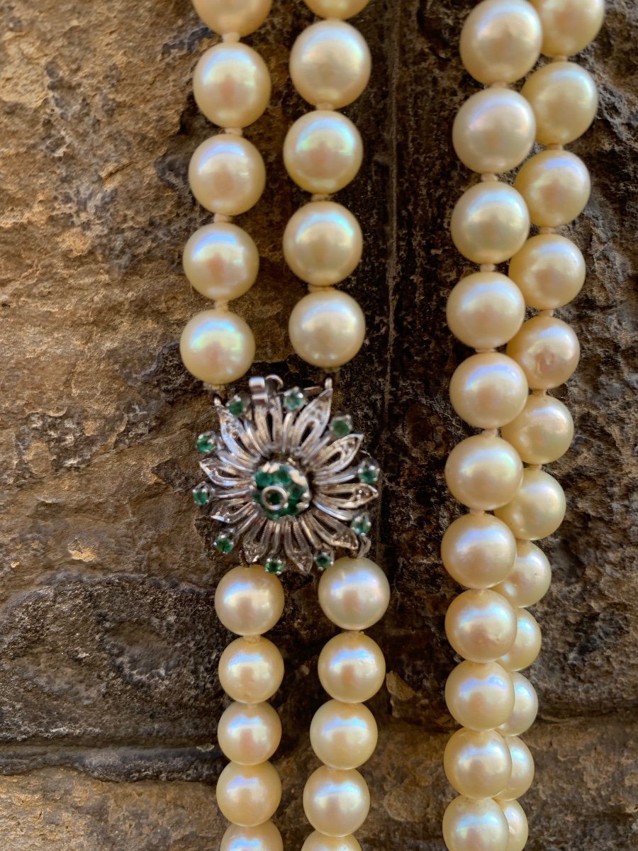 Collana anni 1960 di perle di mare coltivate. Chiusura in oro 750 e smeraldi-photo-4
