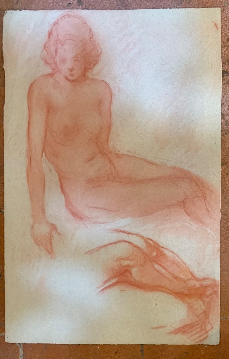 Studio di figura nuda femminile. Disegno a sanguigna su carta.-photo-4