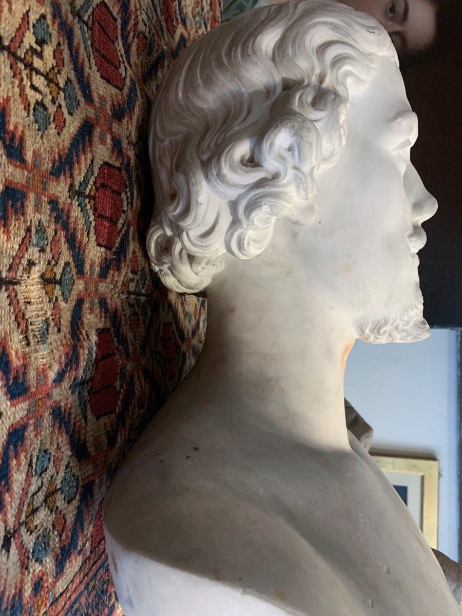 Busto maschile in marmo bianco statuario di Carrara. Ambito Toscano. Circa 1850. -photo-2