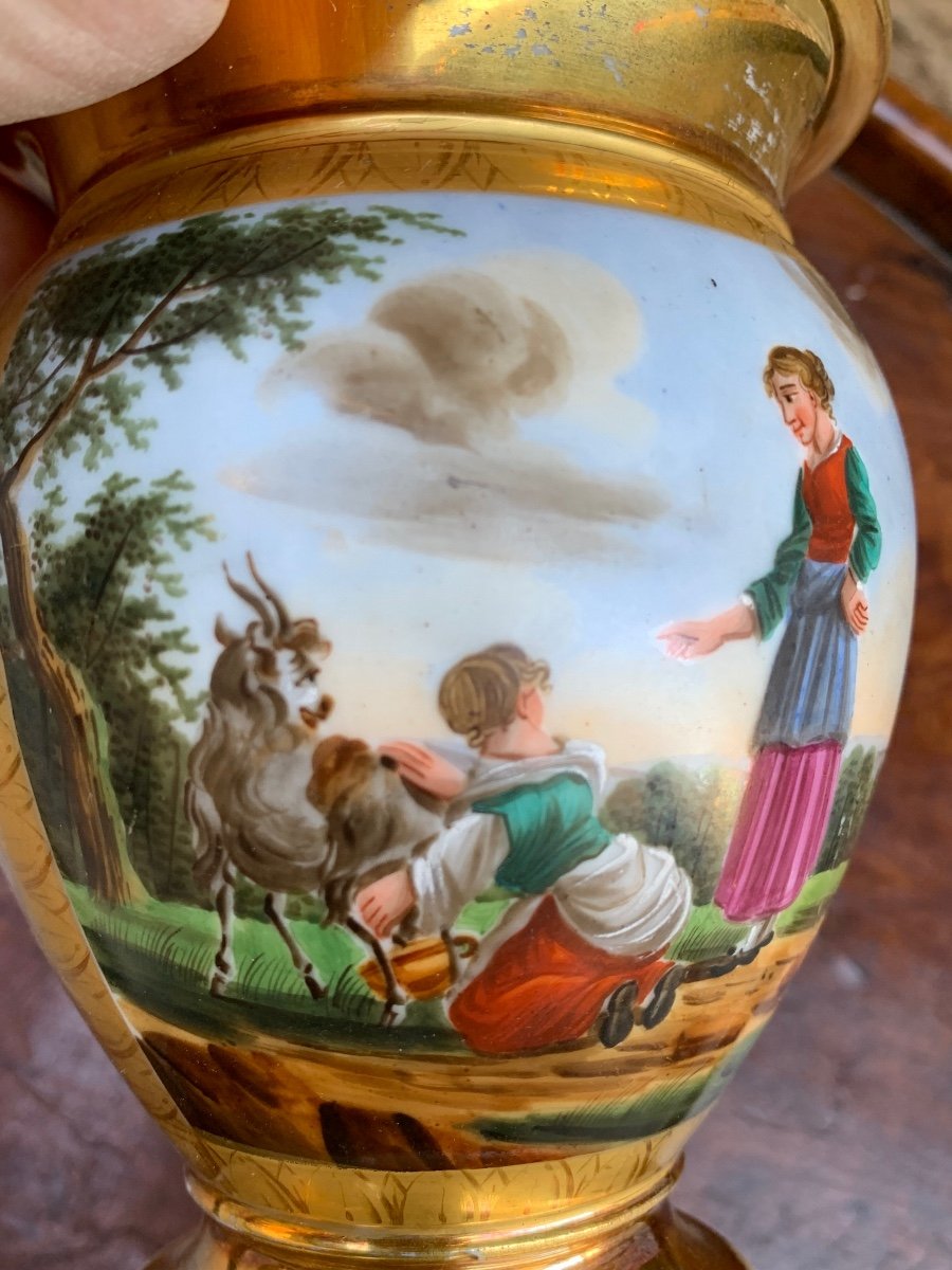 Zuccheriera in porcellana dell'epoca Impero con scene pastorali. Circa 1820.  -photo-1