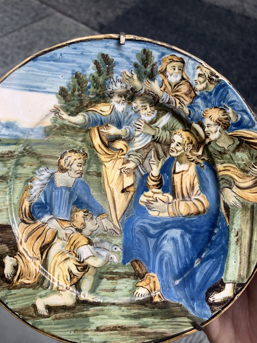 Maiolica di Castelli, piattello con il miracolo dei pani e dei pesci, metà XVIII secolo -photo-2