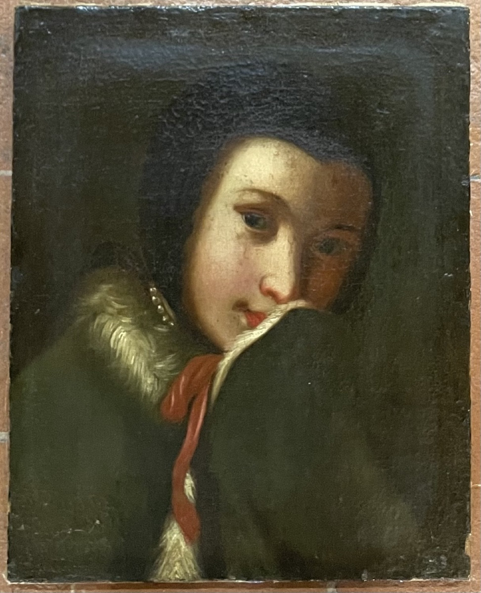 Ritratto di giovane donna in mantello con pelliccia e fiocco rosso. Ambito di Pietro Rotari