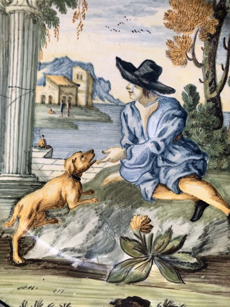 Maiolica di Castelli d’Abruzzo, piattello con giovane uomo col cappello e cane. Metà XVIII sec-photo-2