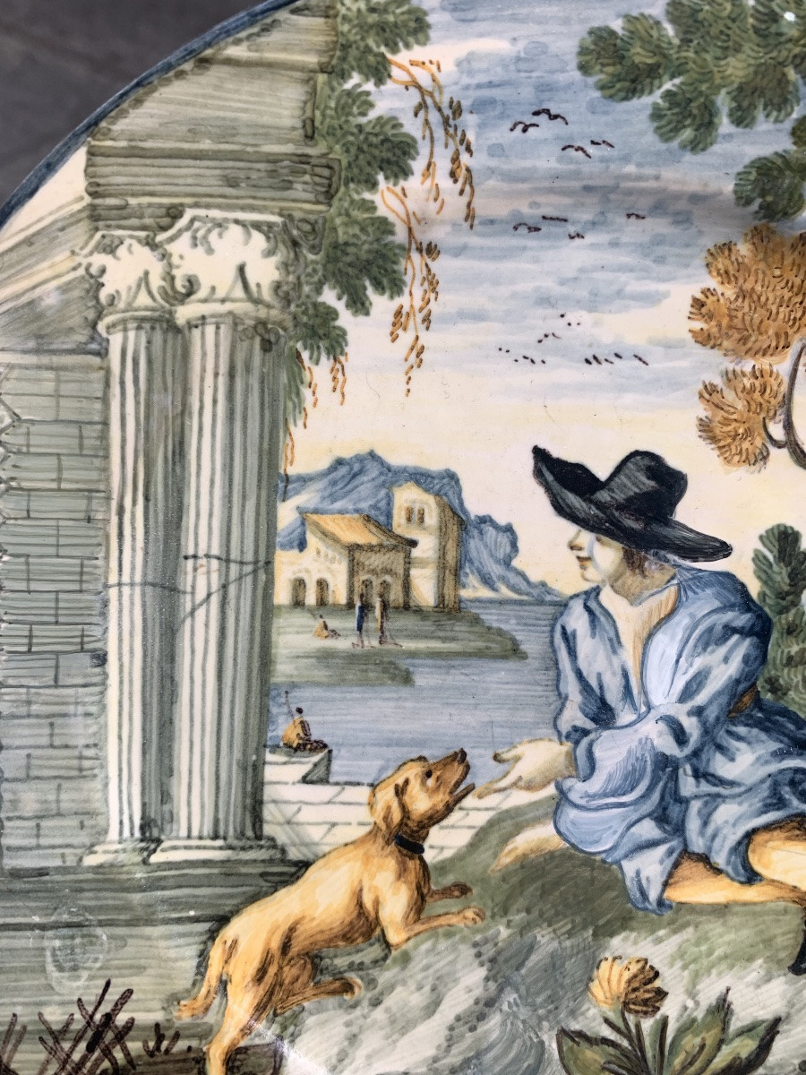 Maiolica di Castelli d’Abruzzo, piattello con giovane uomo col cappello e cane. Metà XVIII sec-photo-3