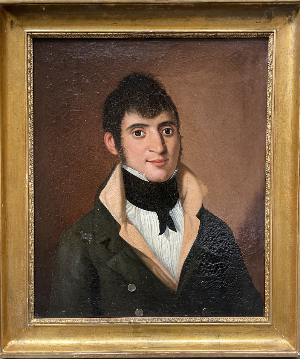Ritratto maschile, 1810–1820, giovane bruno con colletto alto e cravatta nera. Epoca Impero