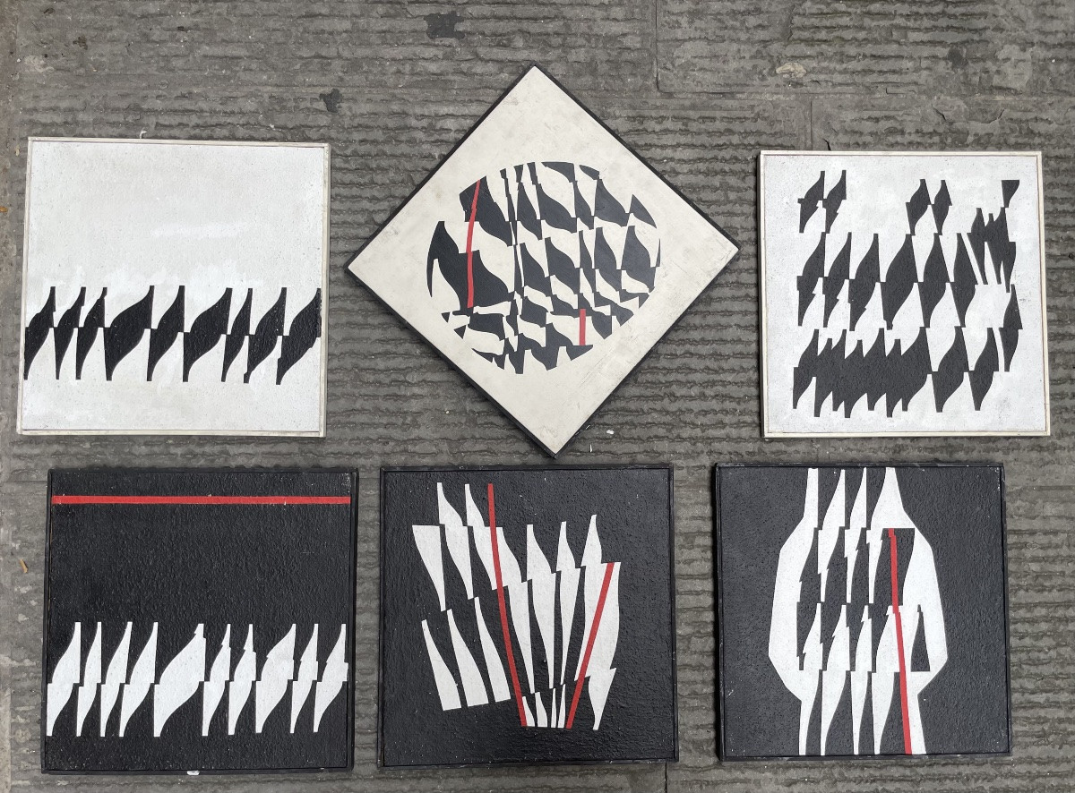 Enrico Sirello, 1975 – “Figura a clessidra bianca con asse rosso”, Studio per murale-photo-1