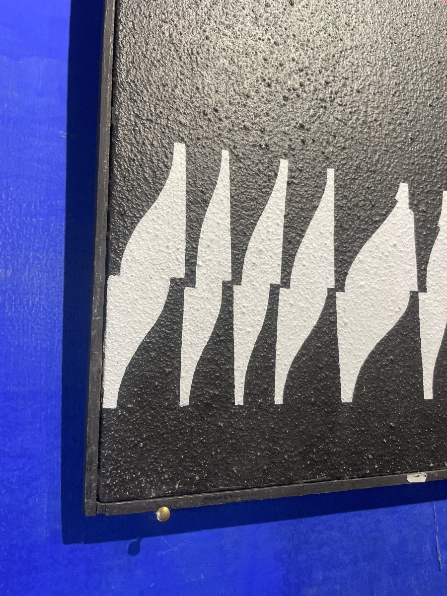 Enrico Sirello, 1974 – Composizione ottica a moduli bianchi con linea rossa-photo-2